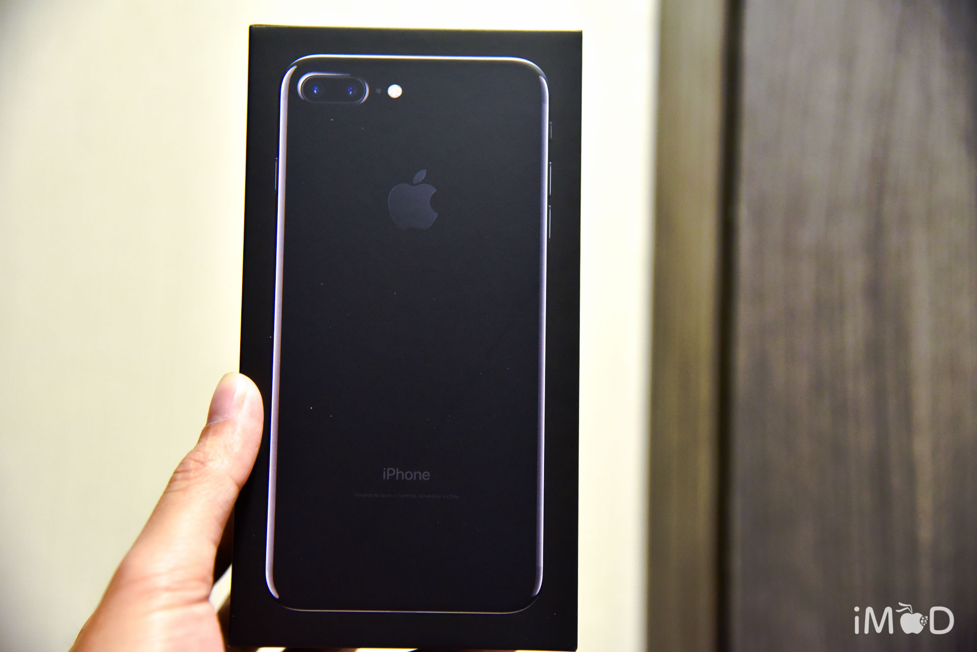 Iphone 7 plus jet black что это такое