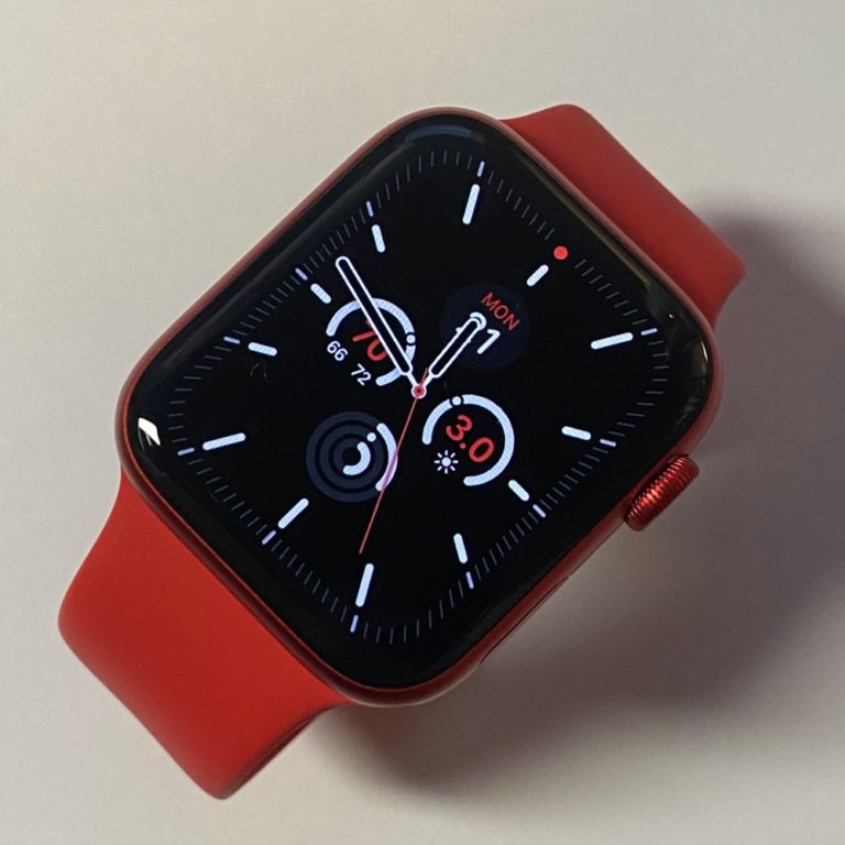 apple-watch-series-6-product-red-braided